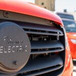 Trzy elektryczne autobusy już w SPGK Sanok. Automet dostarcza elektrobusy dla rodzinnego miasta / fot. UM Sanok