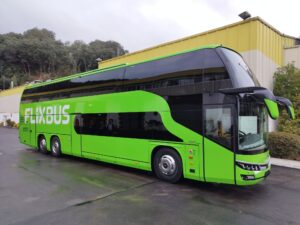 Nowe piętrowe autobusy Beulas Jewel na trasie z Budapesztu nad Bałtyk