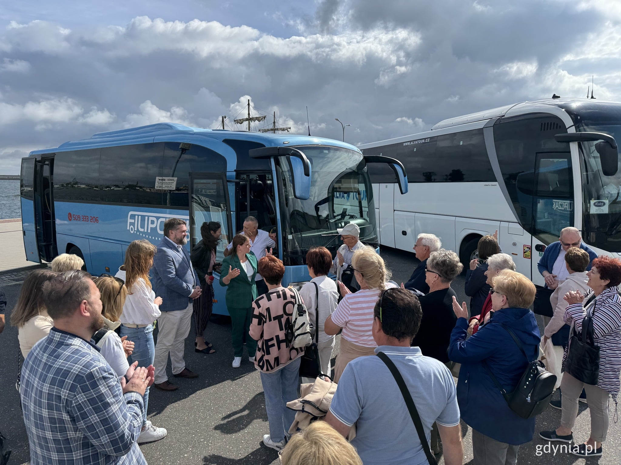 Infobus - Gdynia ponownie otwiera się na autokary. Molo Południowe z darmowym parkingiem