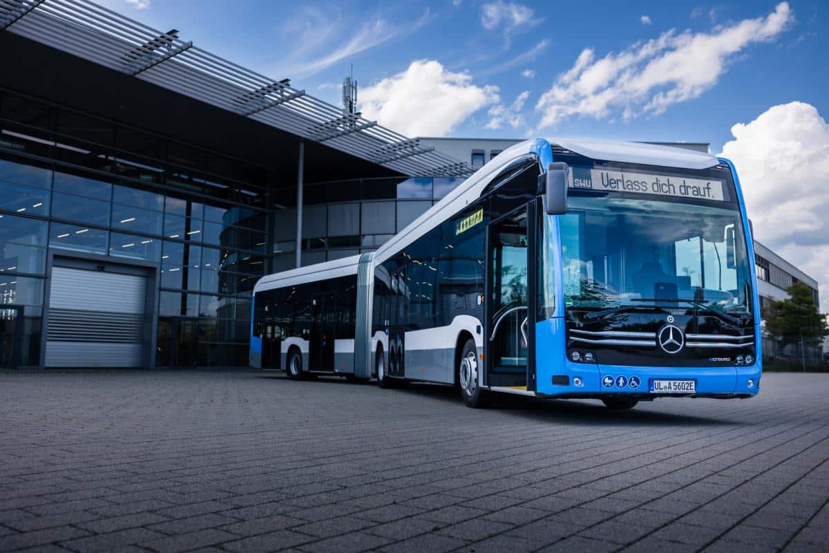 Infobus - Ulm przyspiesza z elektromobilnością: SWU zamawia 37 autobusów eCitaro. Pod klucz