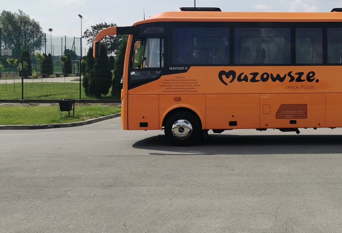 Infobus - Nasielsk ma ofertę na nowy autobus szkolny – w ramach mazowieckiego dofinansowania