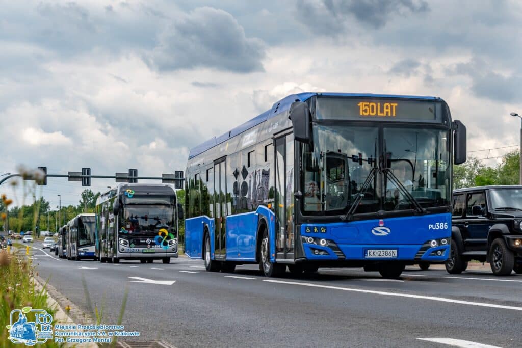 MPK Kraków z pierwszą umową wykonawczą w ramach leasingu 190 autobusów od Solarisa i PKO