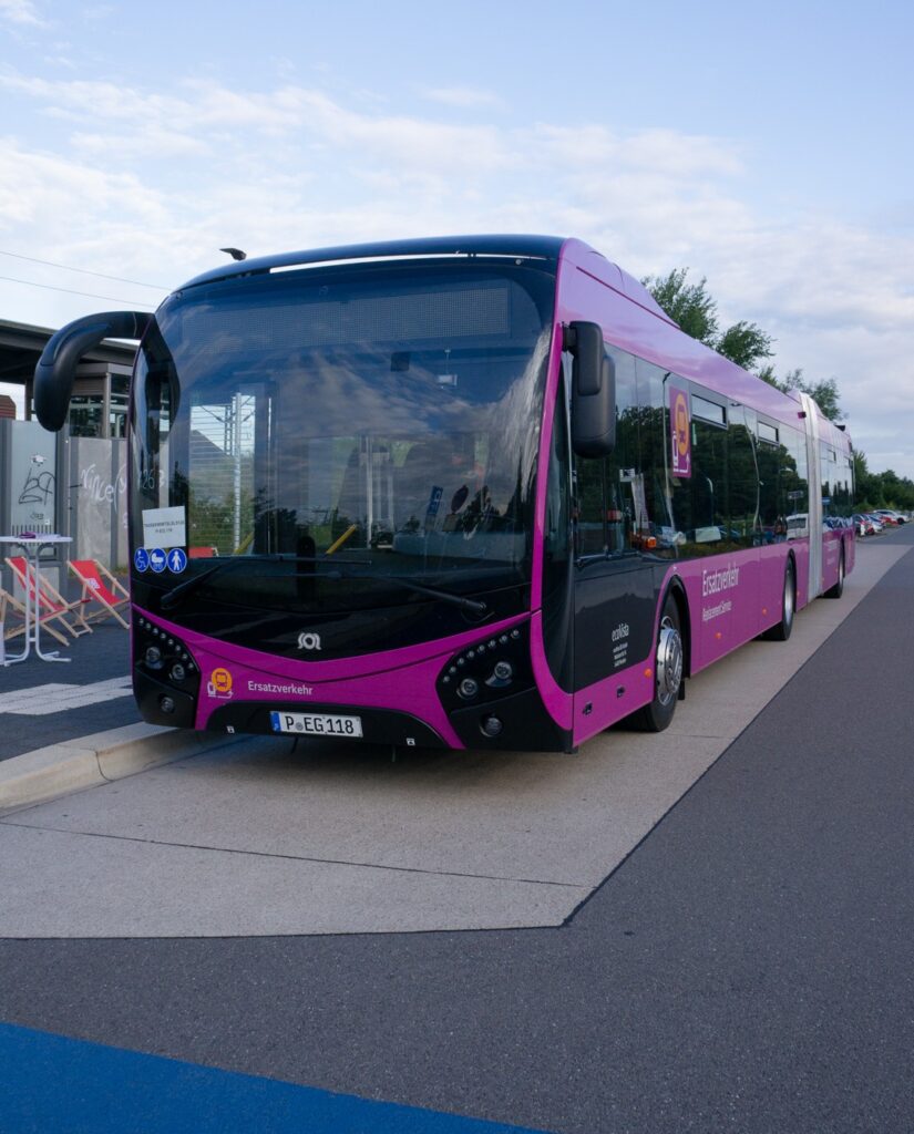 Zbliża się mega-operacja komunikacyjna w Niemczech: 208 nowych autobusów z Czech obsłuży ruch między Hamburgiem a Berlinem