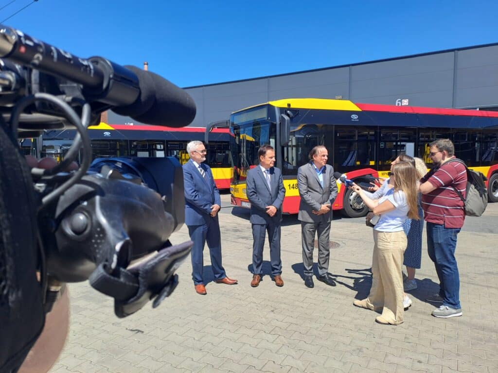 Aż 100 nowych autobusów wzmocni tabor MPK Łódź w 2026 roku. Kolejna umowa podpisana / fot. MPK Łódź