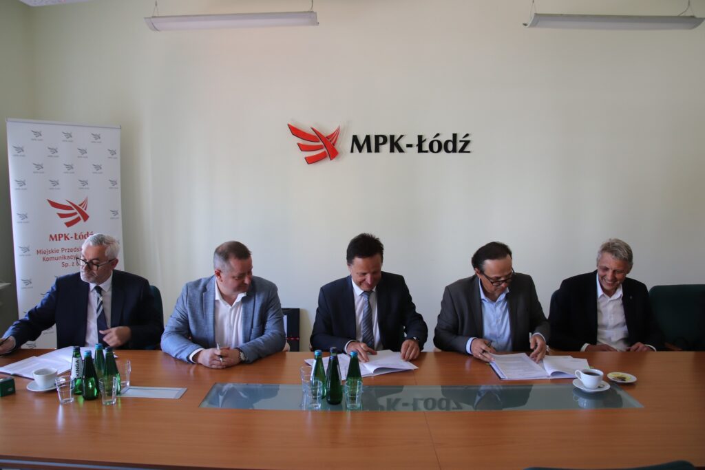 Aż 100 nowych autobusów wzmocni tabor MPK Łódź w 2026 roku. Kolejna umowa podpisana / fot. MPK Łódź