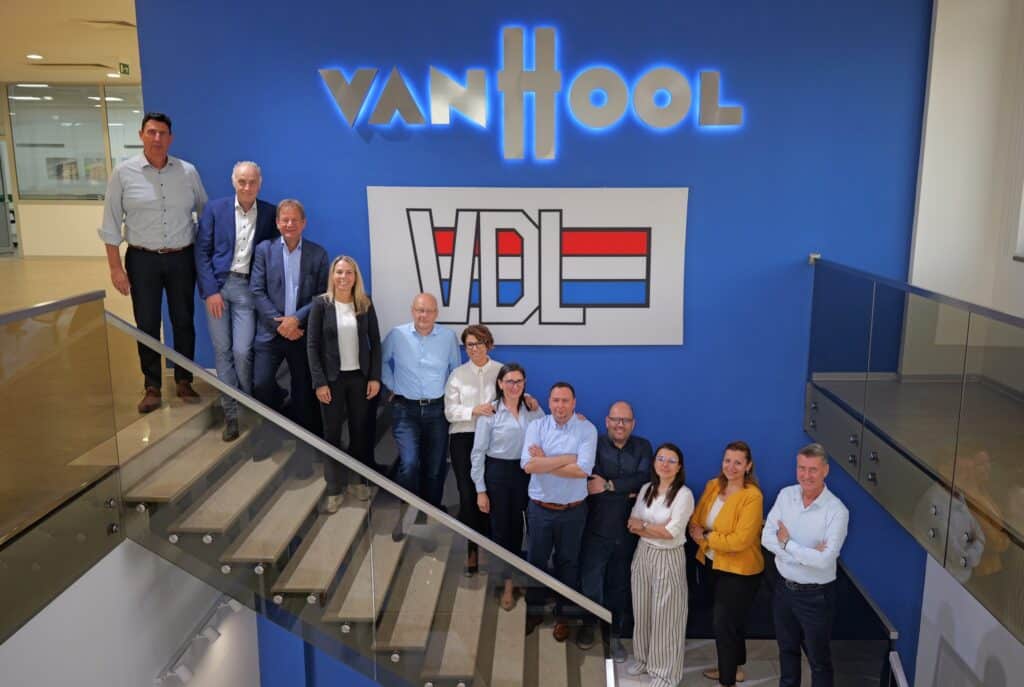 Zarząd VDL wizytuje zakład ex Van Hool w Macedonii