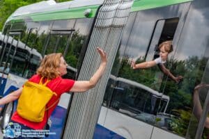 MPK Kraków i umowa na dostawę pięciu przegubowych autobusów elektrycznych od Solarisa