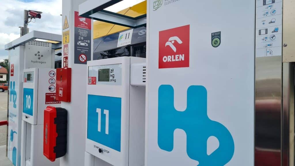 Wałbrzych/ Orlen otworzył nową stację tankowania wodoru / fot. MZUK Wałbrzych