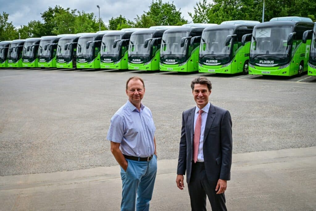 FlixBus powiększa flotę – 20 nowych Yutongów GT12 dla brytyjskiego rynku