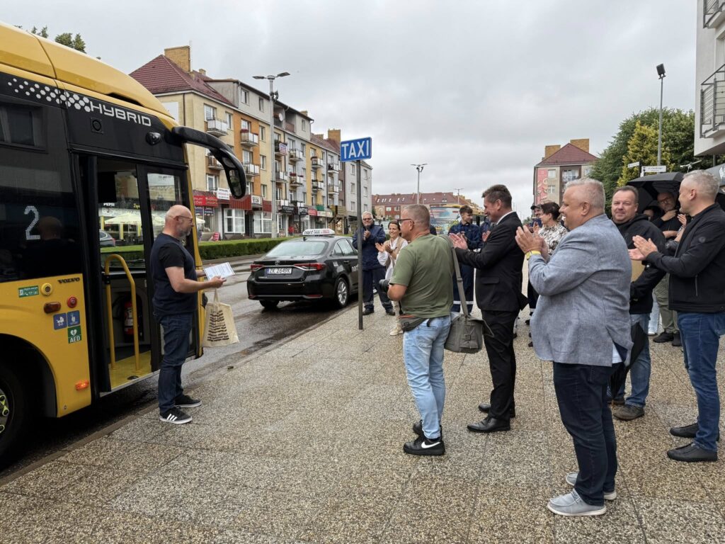 Defibrylatory AED w autobusach mają sens. Udowodnił to kierowca MZK Koszalin fot. MZK Koszalin