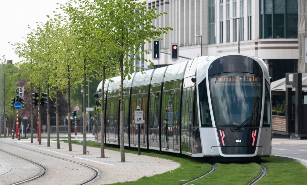 38 tramwajów CAF Urbos dla miasta Grenoble foto: CAF
