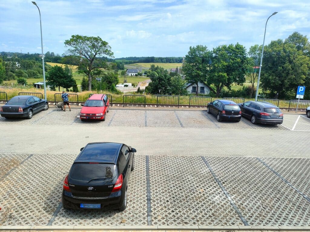 Nowy parking przy stacji Otomino foto: PKP PLK