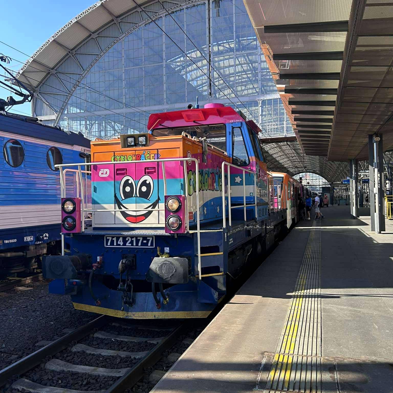 Inforail - Cyklohráček pojedzie z Pragi do Rožmitálu. Historia i przygoda z dala od miejskiego zgiełku