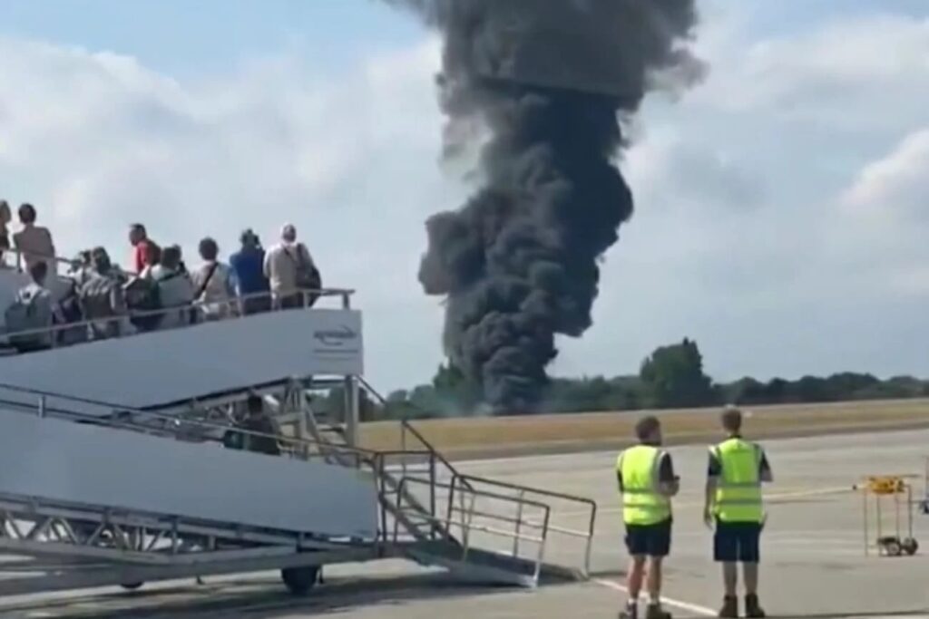 Katastrofa małego samolotu w Southend. Lotnisko wstrzymało ruch lotniczy Fot. Zrzut ekranu / BNO News / X