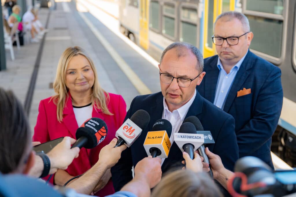 Od 2 lipca więcej pociągów Kolei Śląskich na lotnisko w Pyrzowicach foto: Koleje Śląskie