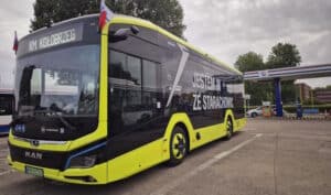 Kołobrzeg testuje elektryczny autobus ze Starachowic. Przejazdy bezpłatne przez cały sierpień