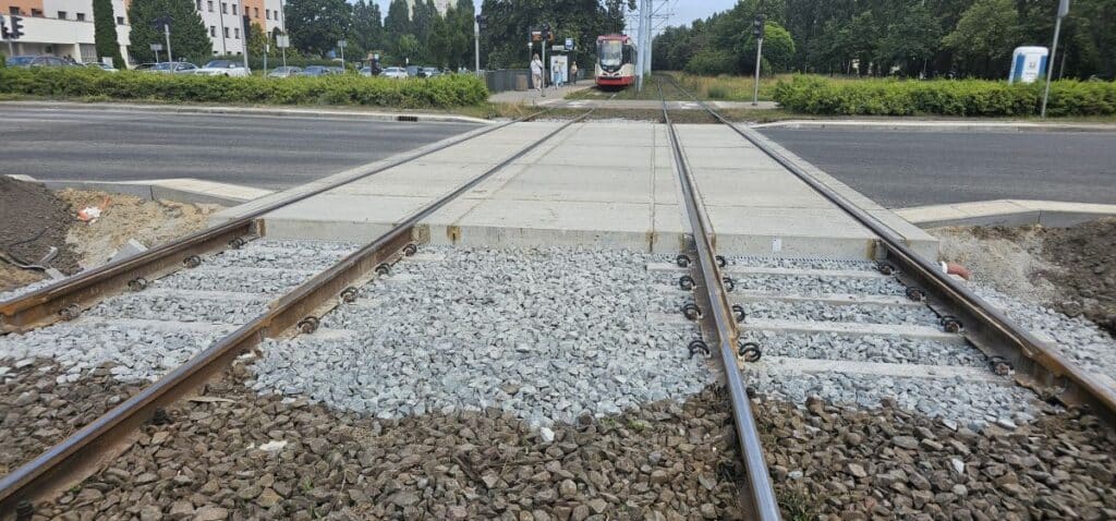 Gdańsk: Nowa nawierzchnia i lepszy komfort. Remonty na Błędniku i Kołobrzeskiej zakończone foto: UM Gdańsk