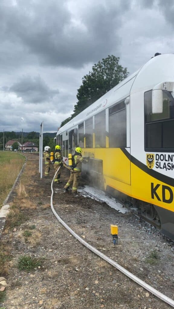 Pożar pociągu Kolei Dolnośląskich