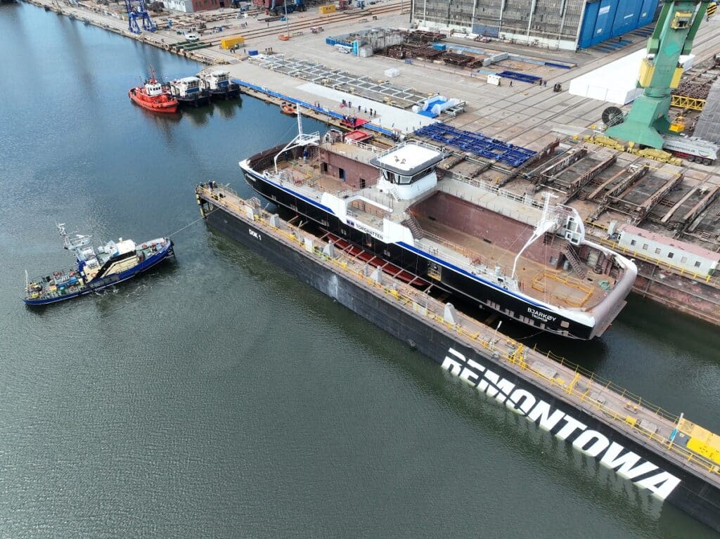 Wodowanie nowoczesnego promu hybrydowego dla Norwegów w Stoczni Remontowej foto: Remontowa