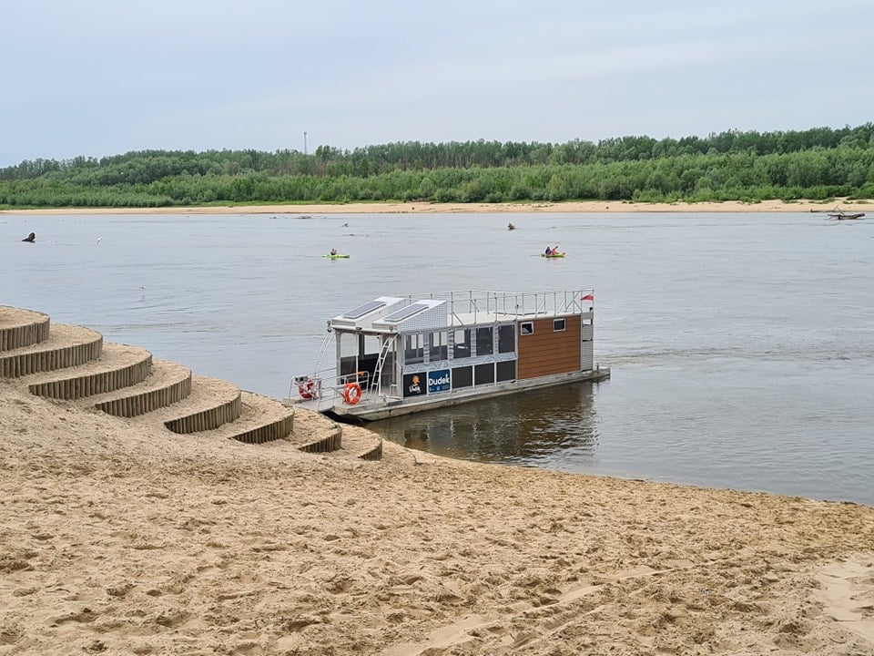 Warszawa: Tramwaj wodny na Wiśle hitem Budżetu Obywatelskiego 2025 foto: UD Wawer