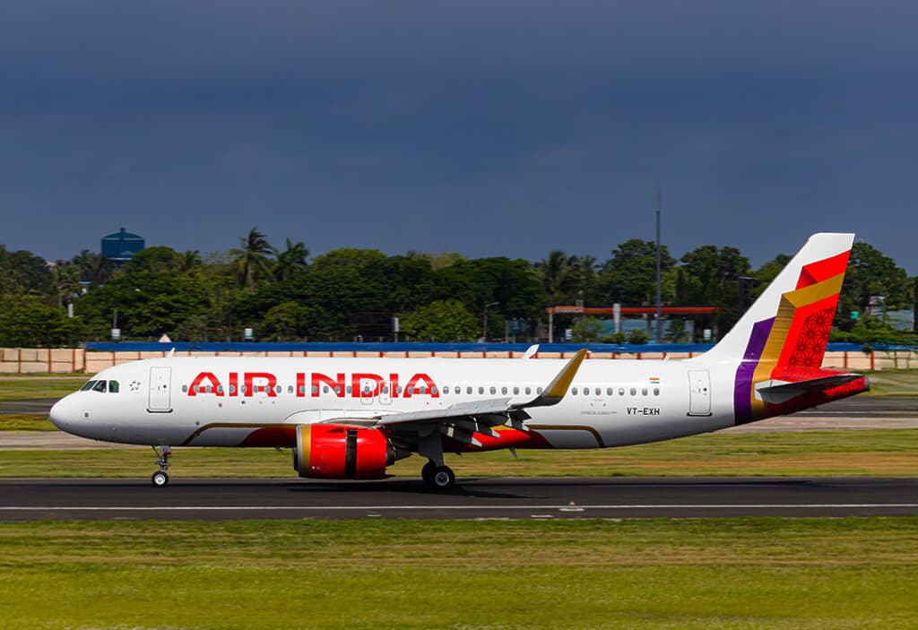 Raport o katastrofie lotu Air India 171: Silniki zostały pozbawione dopływu paliwa