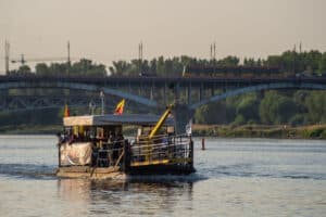 Prom na Wiśle w Warszawie