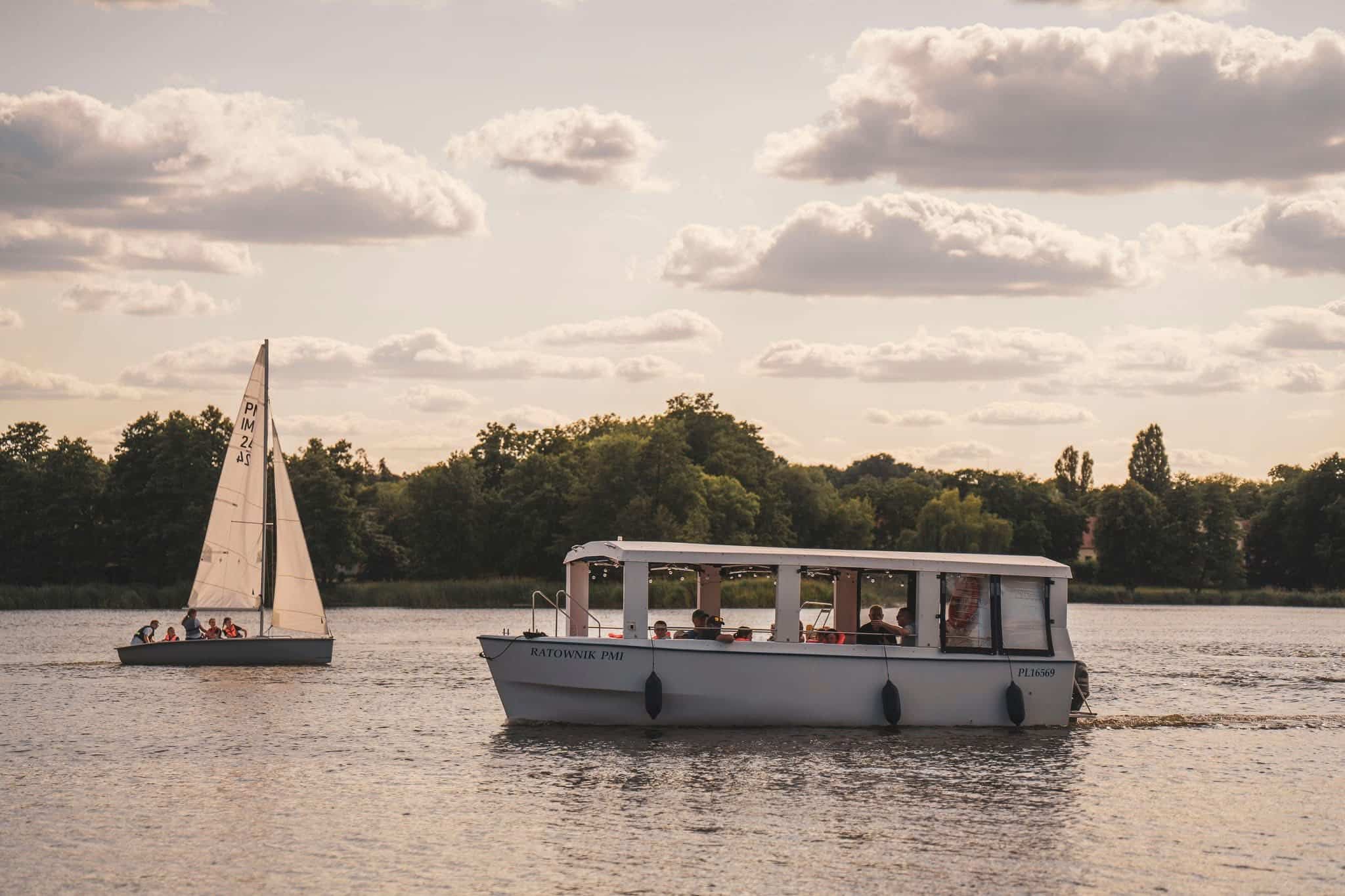 Infoship - Tramwaj wodny na Jeziorze Miejskim w Międzychodzie. Nowa atrakcja turystyczna