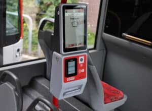 Bonn stawia na bezgotówkowy bilet w autobusie – SWB montuje nowe automaty