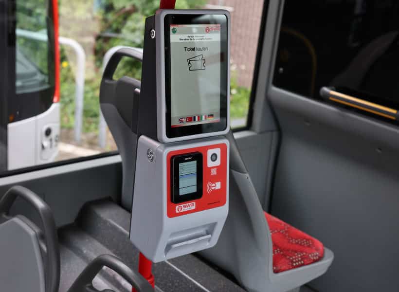 Bonn stawia na bezgotówkowy bilet w autobusie – SWB montuje nowe automaty