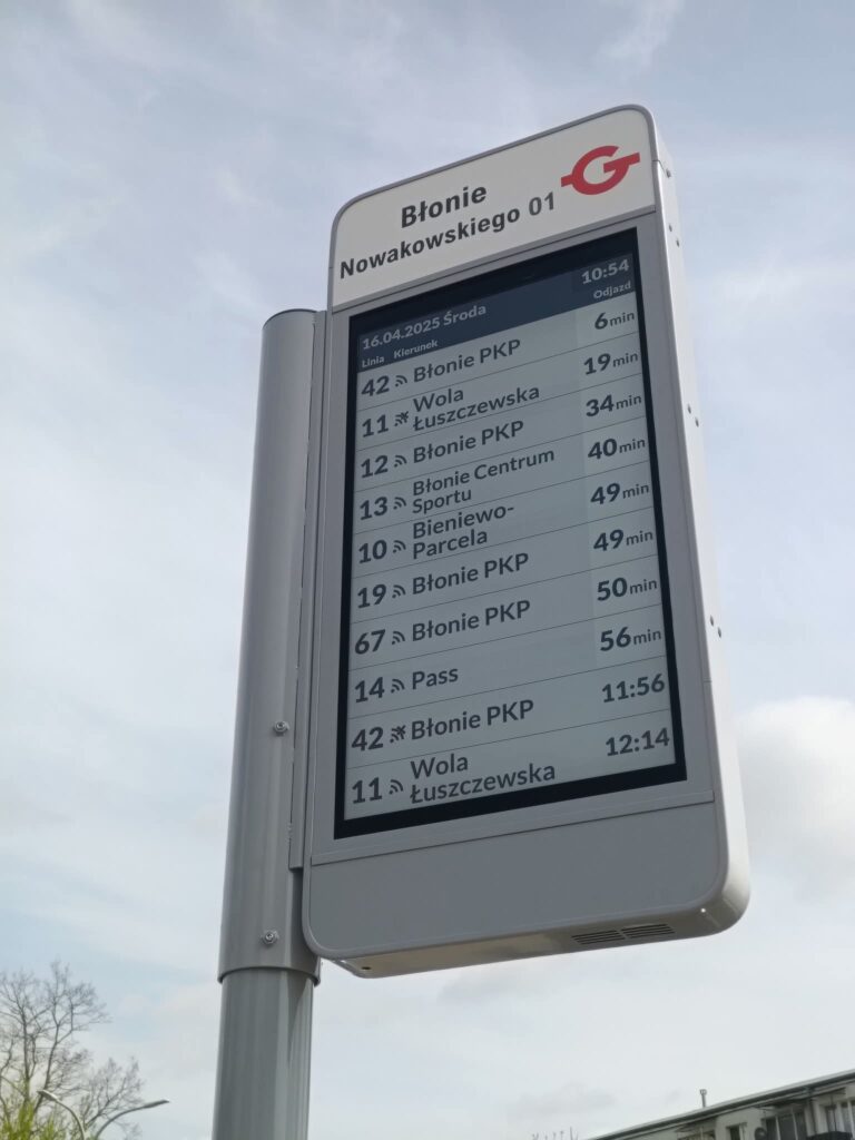 81 tablic elektronicznych dla GPA. Duży przetarg na nowy system SDIP