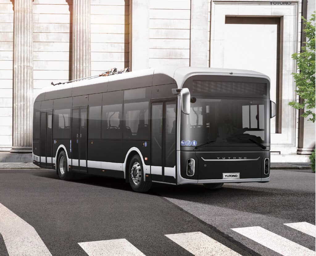 Trolejbus na bazie niskopodłogowego autobusu elektrycznego Yutong U12