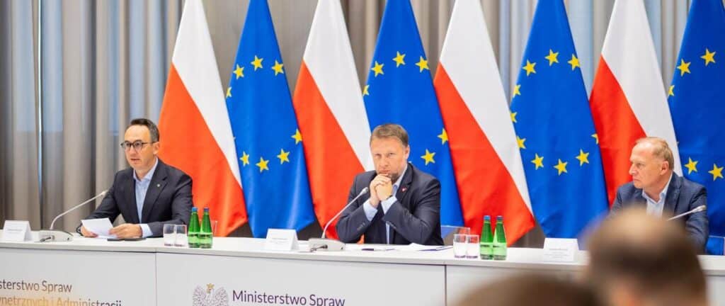Szef MSWiA: w piątek zapadła decyzja o przedłużeniu kontroli na granicach niemieckiej i litewskiej / fot. MSWIA
