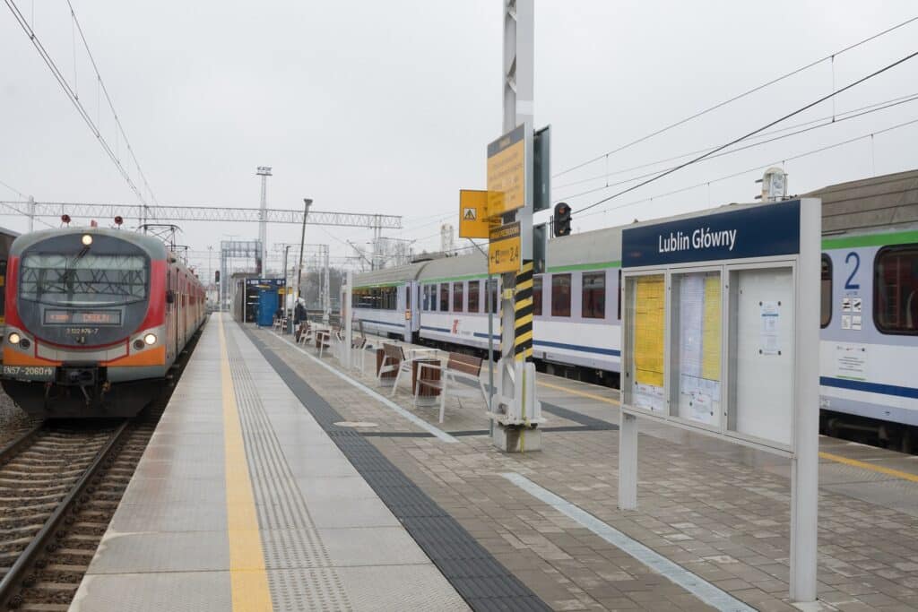 Warszawa–Lublin w 90 minut? Ministerstwo wskazuje 2028 rok, poseł Moskal krytykuje