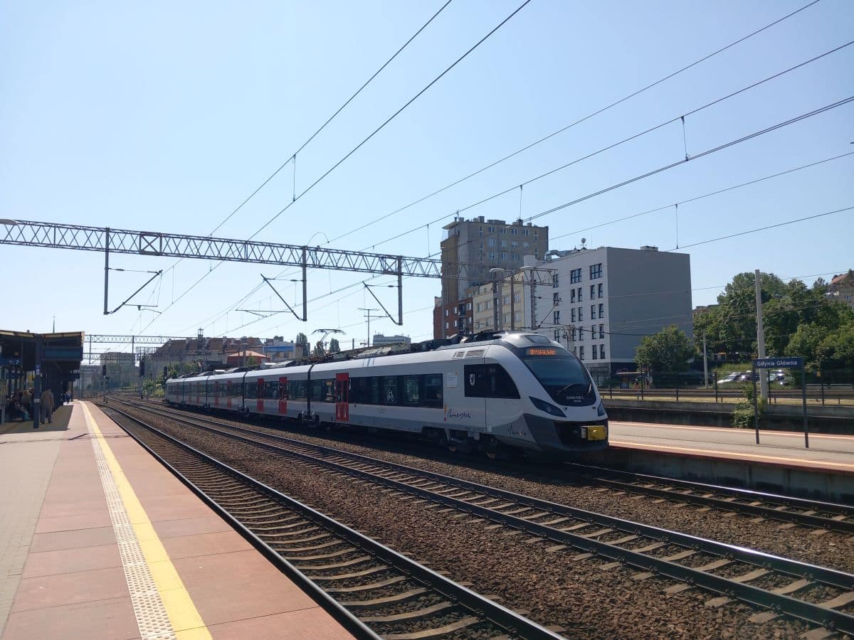 Inforail - POLREGIO ogłasza przetarg na naprawę czwartego poziomu pojazdów EN90