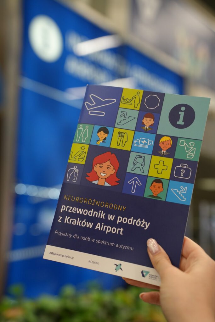 Pierwszy w Polsce „Neuroróżnorodny przewodnik” dla podróżnych – inicjatywa Kraków Airport