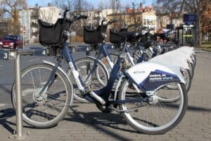 Wpływ na to miały zakupy rowerów przez mieszkańców w czasie lockdownów, rozwój hulajnóg elektrycznych oraz zużycie dotychczasowej floty.