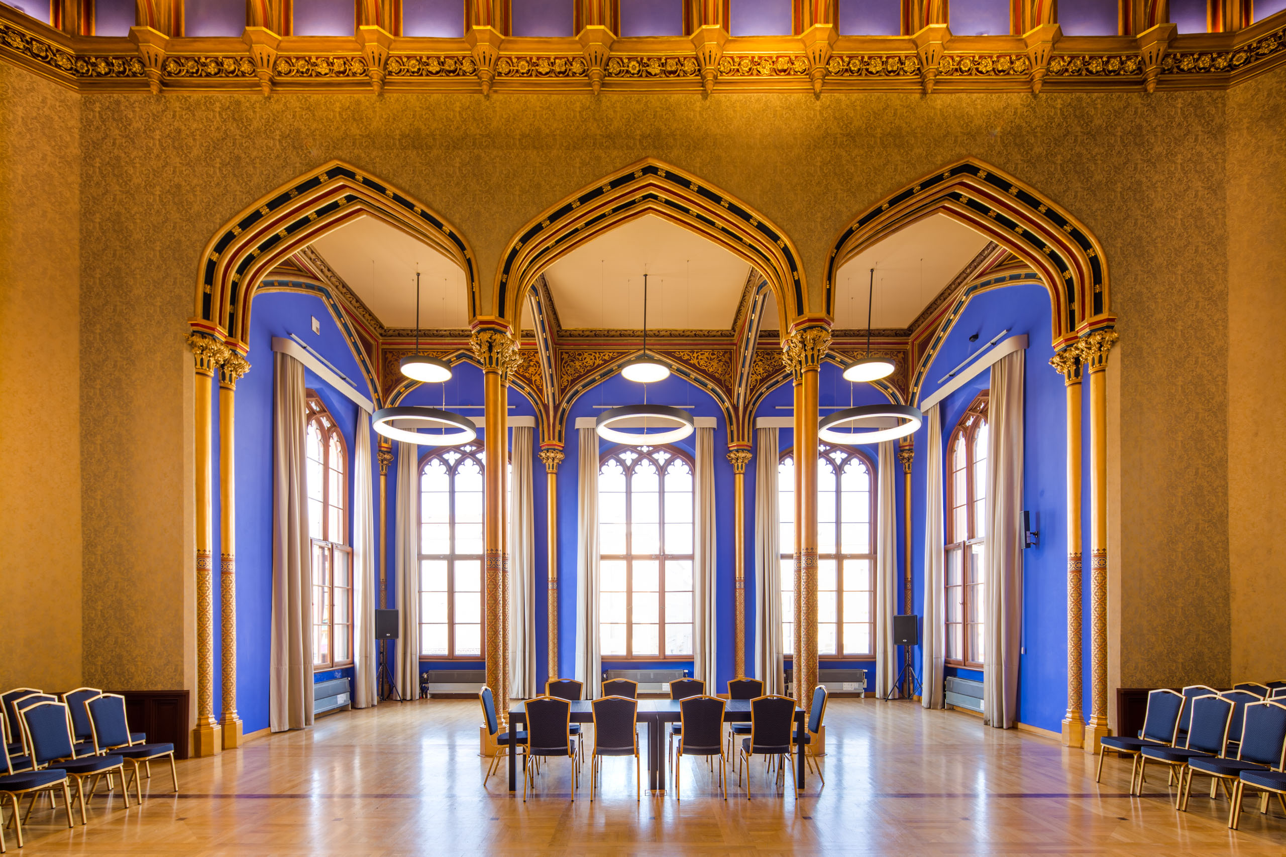 Inforail - Dworzec Główny we Wrocławiu ponownie zamienia się w teatr