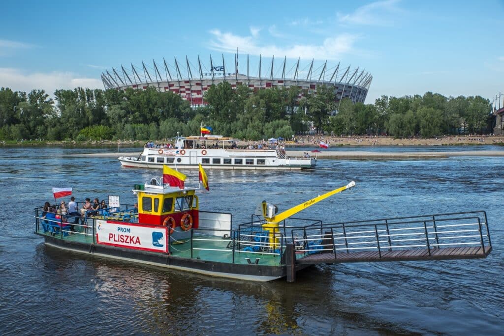 Więcej rejsów promami przez Wisłę. Zmiany w rozkładzie Warszawskich Linii Turystycznych foto: UM Warszawa