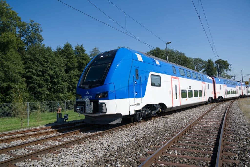 AB Transitio zamawia 13 dodatkowych piętrowych pociągów KISS od Stadlera foto: Stadler