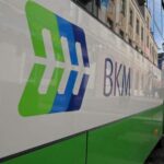 Śmierć pasażera autobusu: czy kierowca miał możliwość zobaczenia osoby, która wysiadała?