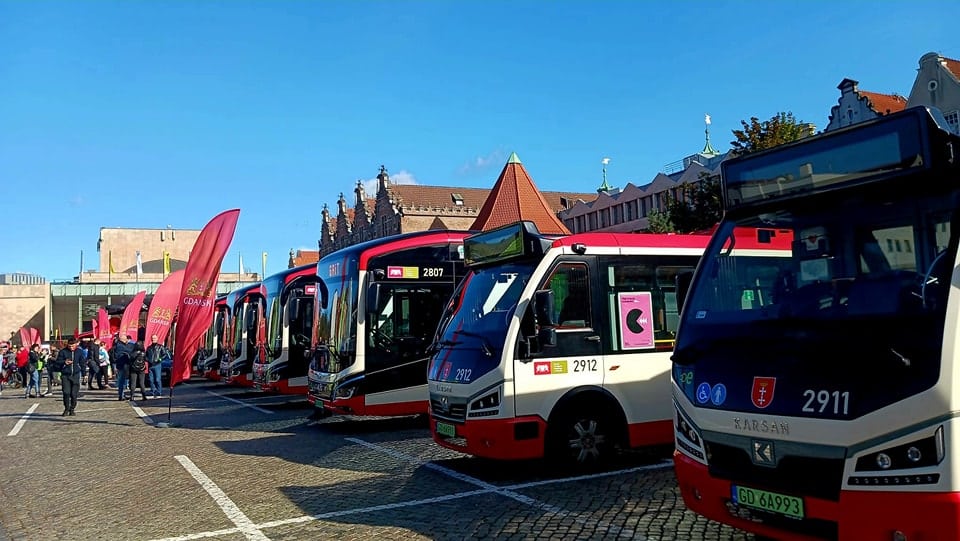 W ogłoszonym przez Gdańskie Autobusy i Tramwaje Sp. z o.o. przetargu przewidziano użycie łącznie 2 autobusów zeroemisyjnych:
