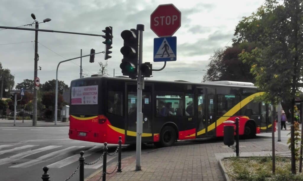 Zgierz szuka operatora dla komunikacji miejskiej – przetarg na transport publiczny