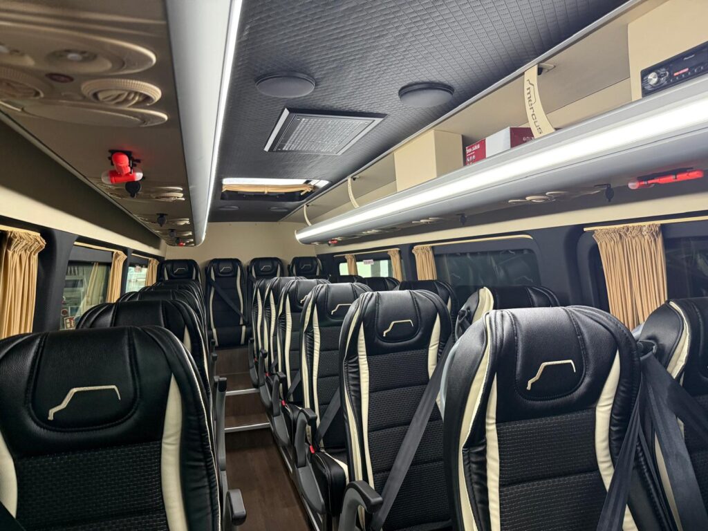 Nowe autobusy turystyczne w taborze Marcel z Rzeszowa i rozszerzona oferta przewozowa na Podkarpaciu
