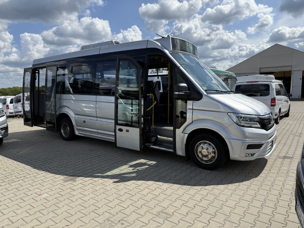 Trzy nowe autobusy MAN-Mercus na liniach z Zabierzowa. We flocie Adam Tours