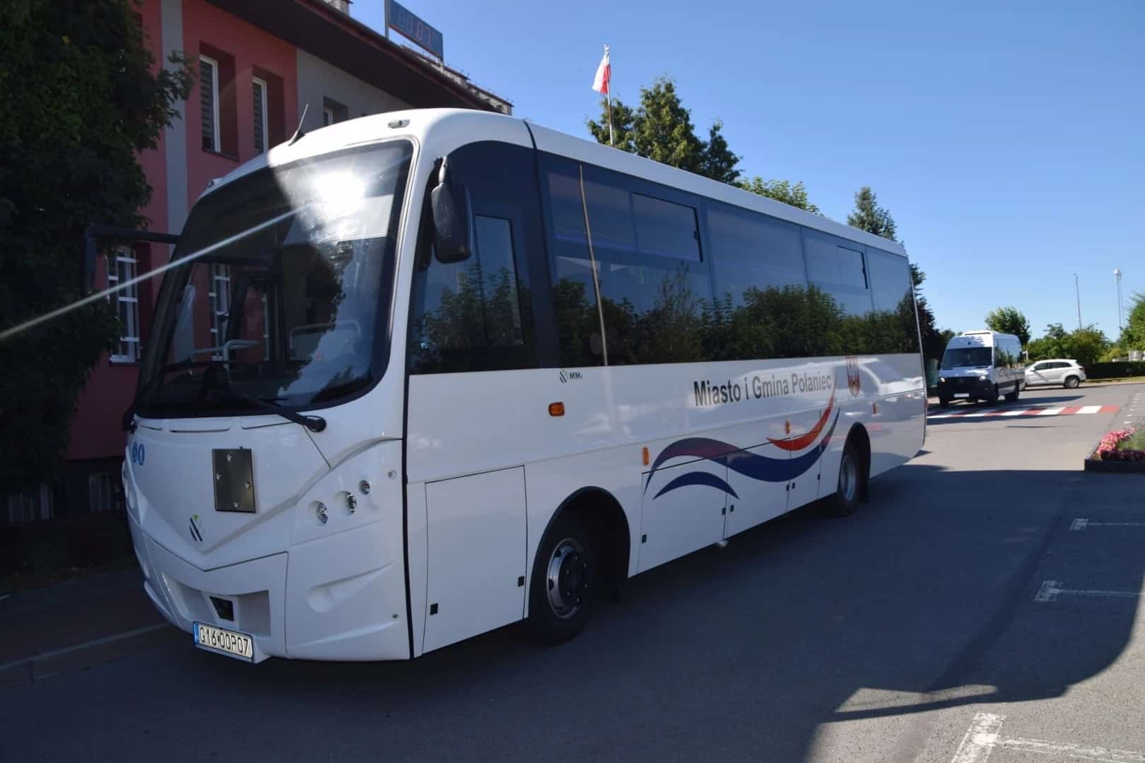 Infobus - Moveo wraca na rynek. Jako autobus szkolny dla Gminy Połaniec. Jeszcze z Polskiego Ładu