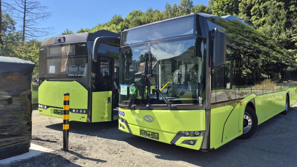 Świeradów-Zdrój z nowymi autobusami elektrycznymi. Komunikacja w kurorcie będzie dalej darmowa / fot. UM Świeradów-Zdrój