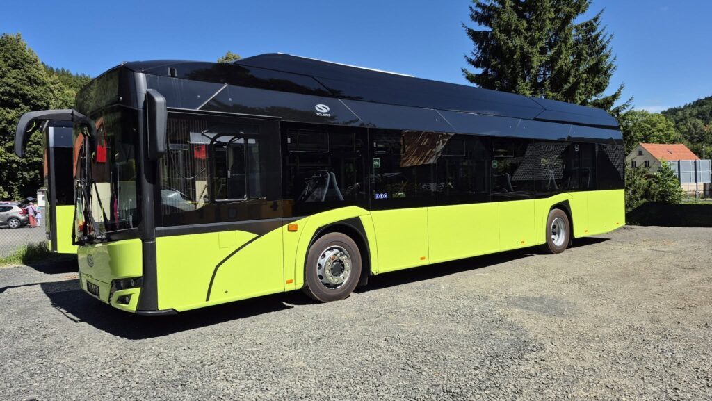 Świeradów-Zdrój z nowymi autobusami elektrycznymi. Komunikacja w kurorcie będzie dalej darmowa / fot. UM Świeradów-Zdrój