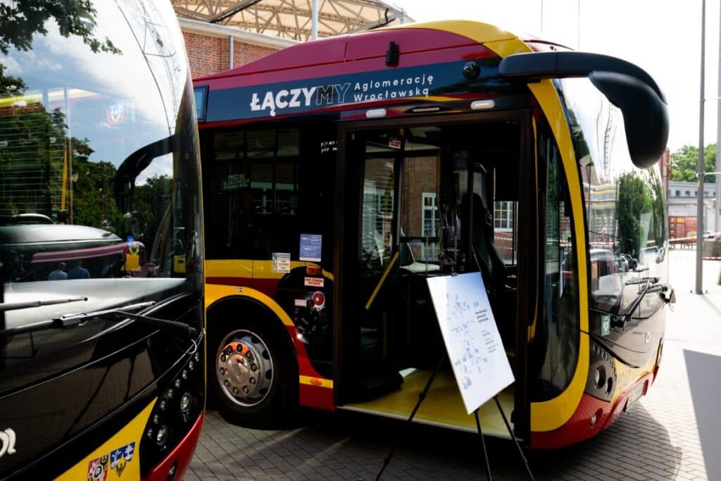 Autobusy SOR na aglomeracji wrocławskiej / fot. UM Wrocław