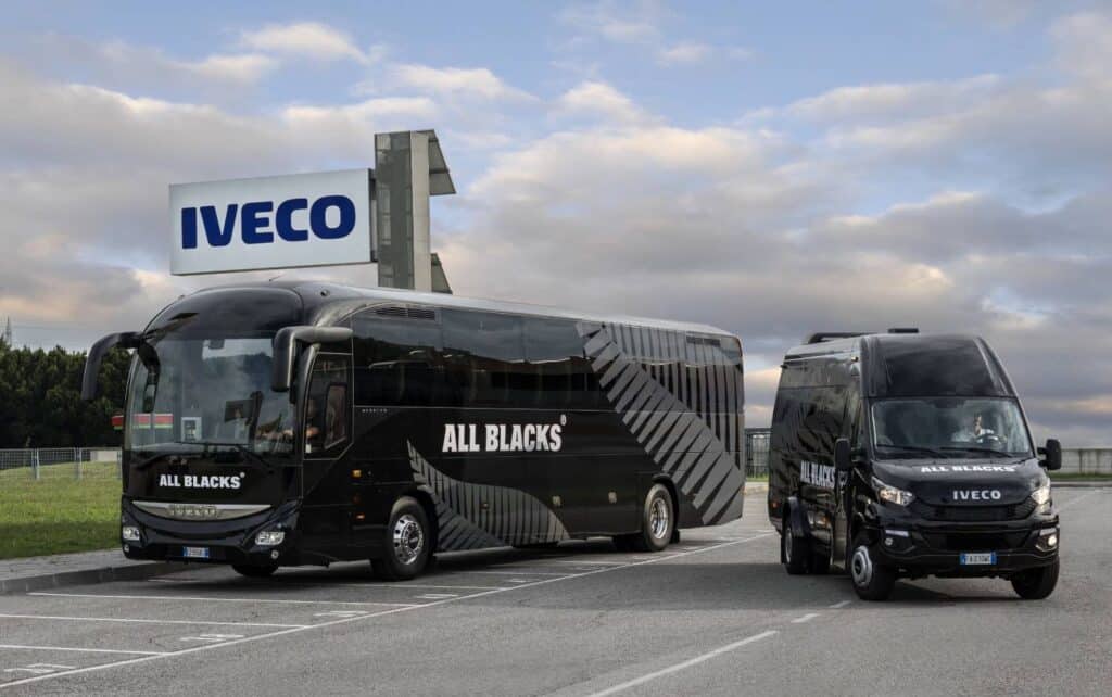 Tata Motors przejmuje Iveco. Autobusowe fabryki bezpieczne przez 2 lata