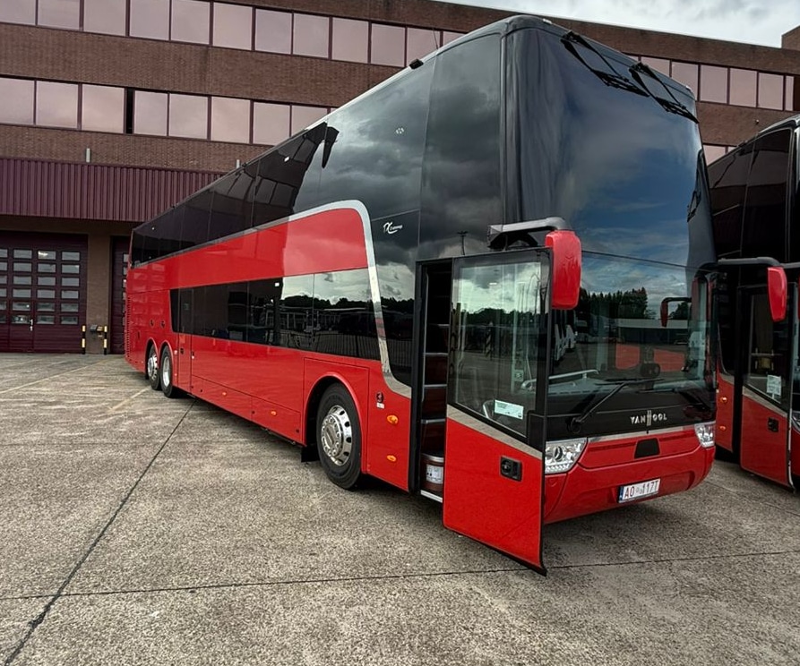 Nowe autobusy Van Hool ponownie w Polsce. I to w wersji VIP. Od Mercusa